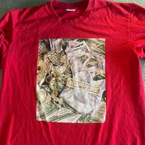 Supreme t shirt